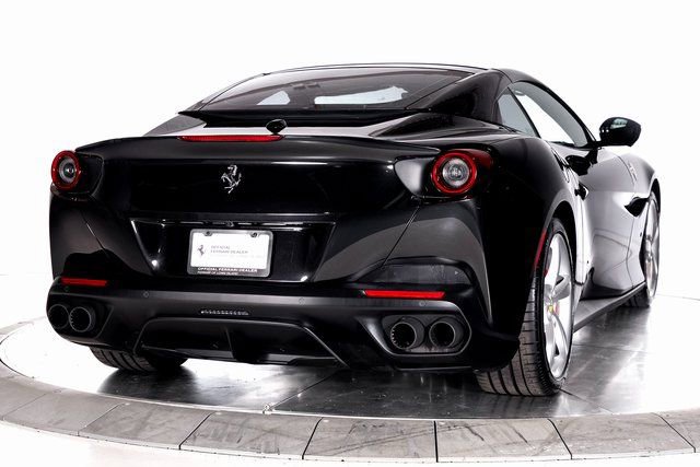 Certified 2020 Ferrari Portofino image 11