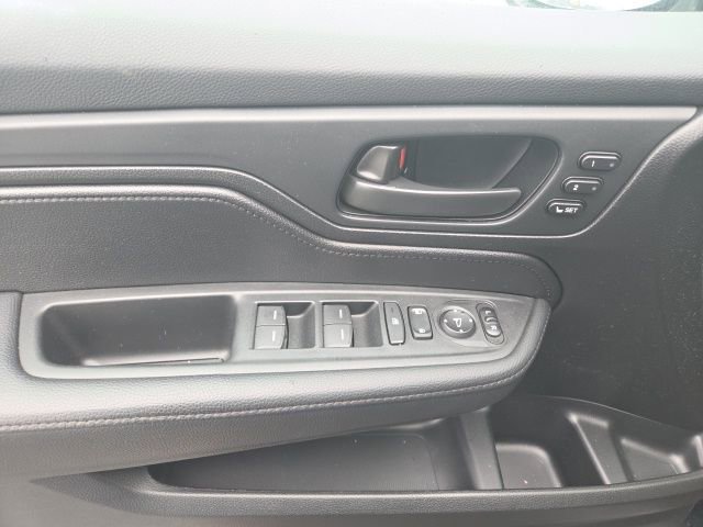 Used 2024 Honda Odyssey EX-L image 15