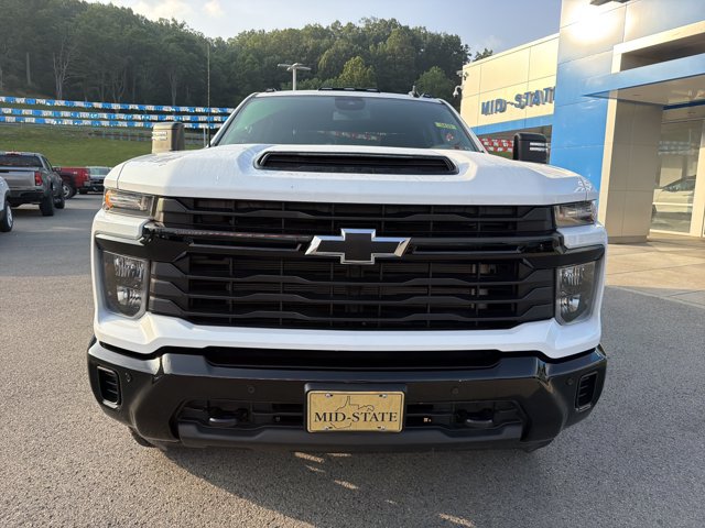 Used 2025 Chevrolet Silverado 2500 Custom w/ Custom Convenience Package AWD/4WD image 11