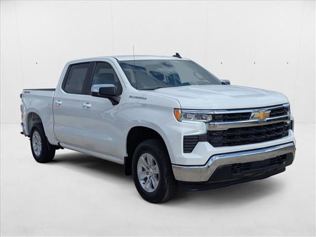 Used 2025 Chevrolet Silverado 1500 LT image 3