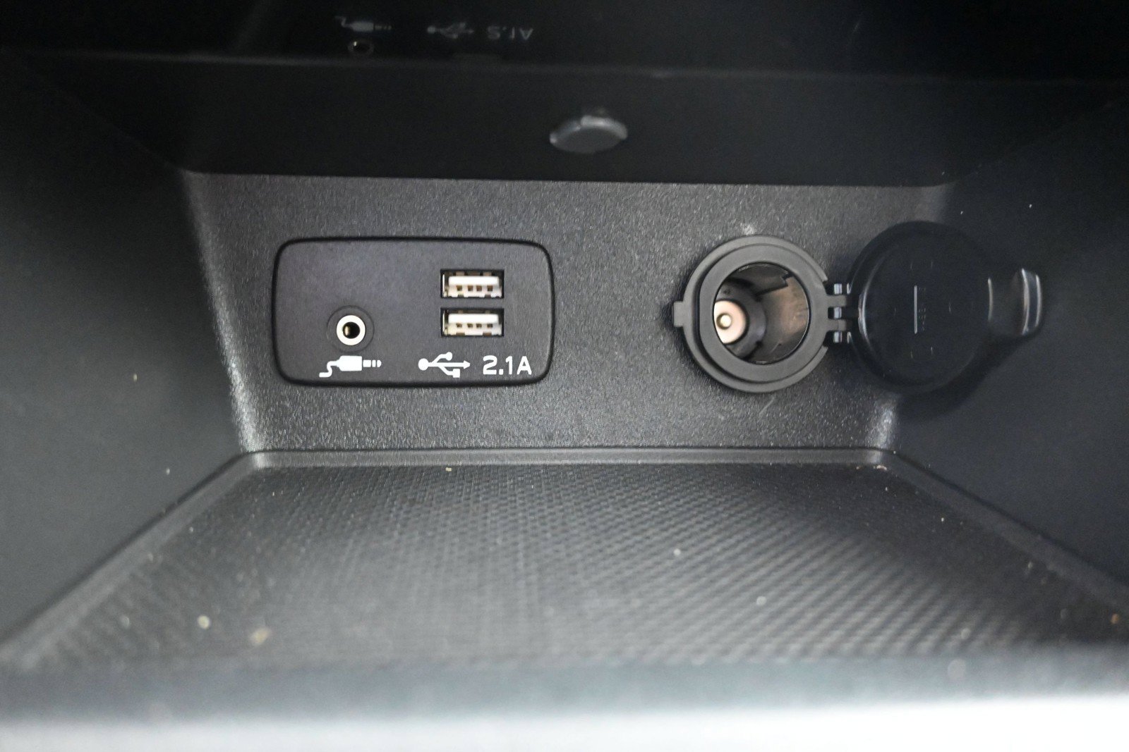 Used 2021 Subaru Forester Premium AWD/4WD image 19