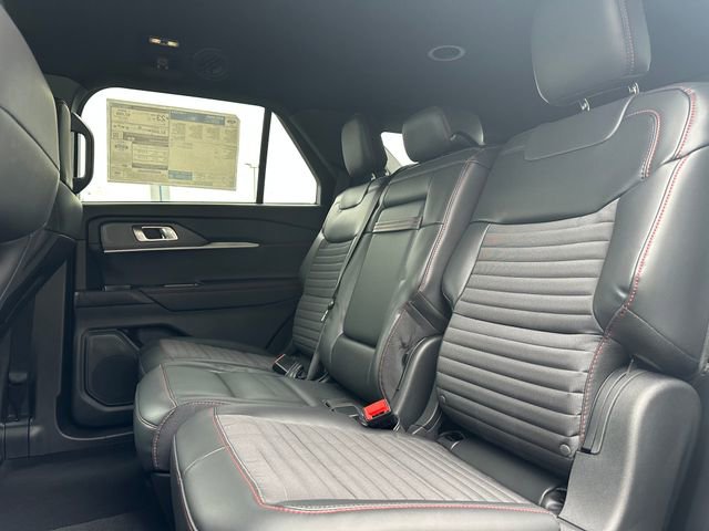New 2025 Ford Explorer ST-Line w/ ST-Line Street Pack image 19