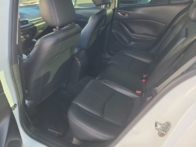 Used 2017 MAZDA MAZDA3 Grand Touring FWD image 14