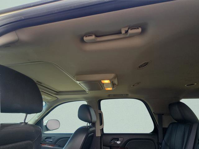 Used 2012 GMC Yukon SLT w/ SLT-2 Equipment Package image 40