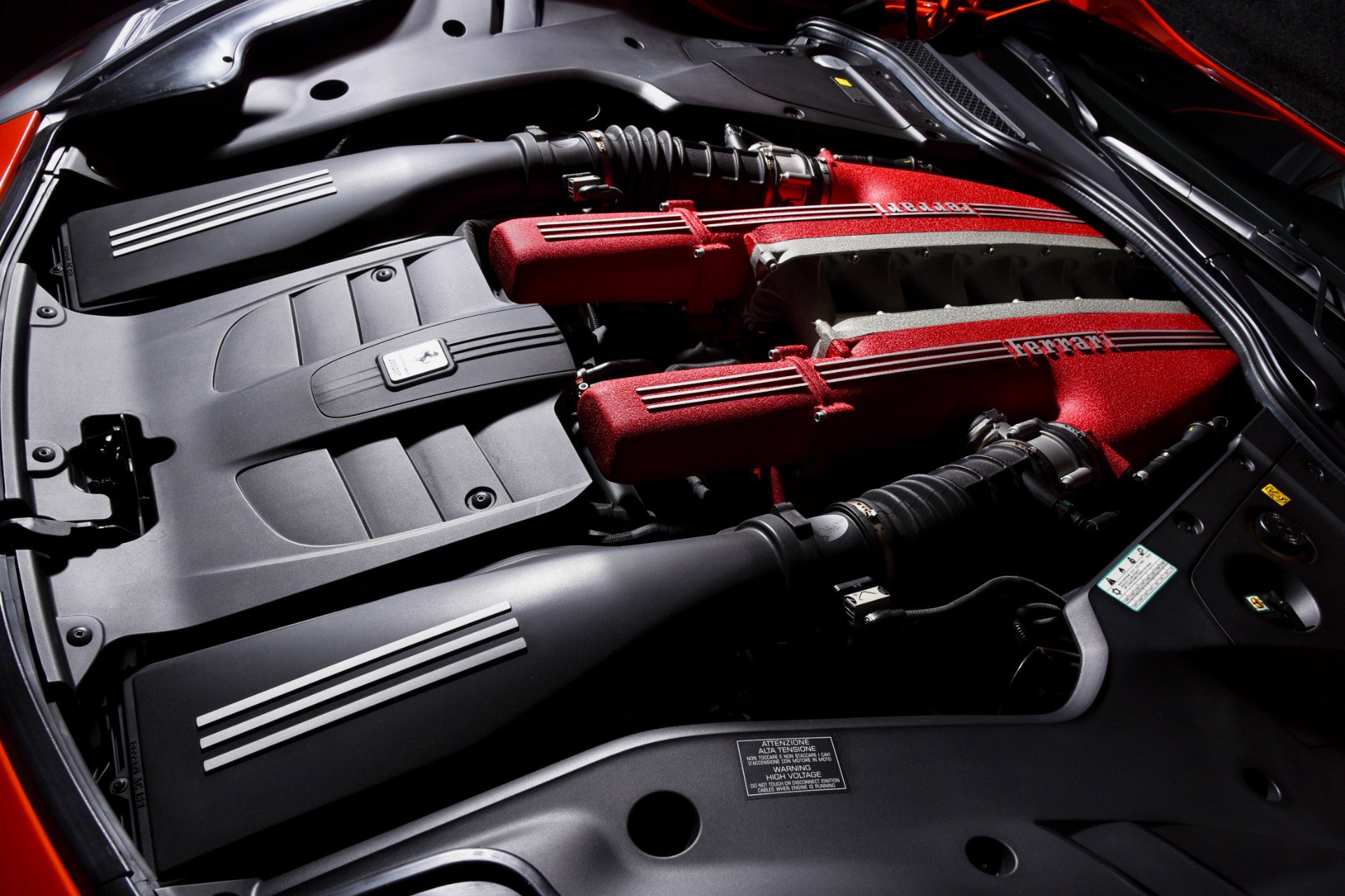 Used 2014 Ferrari F12 Berlinetta RWD image 10