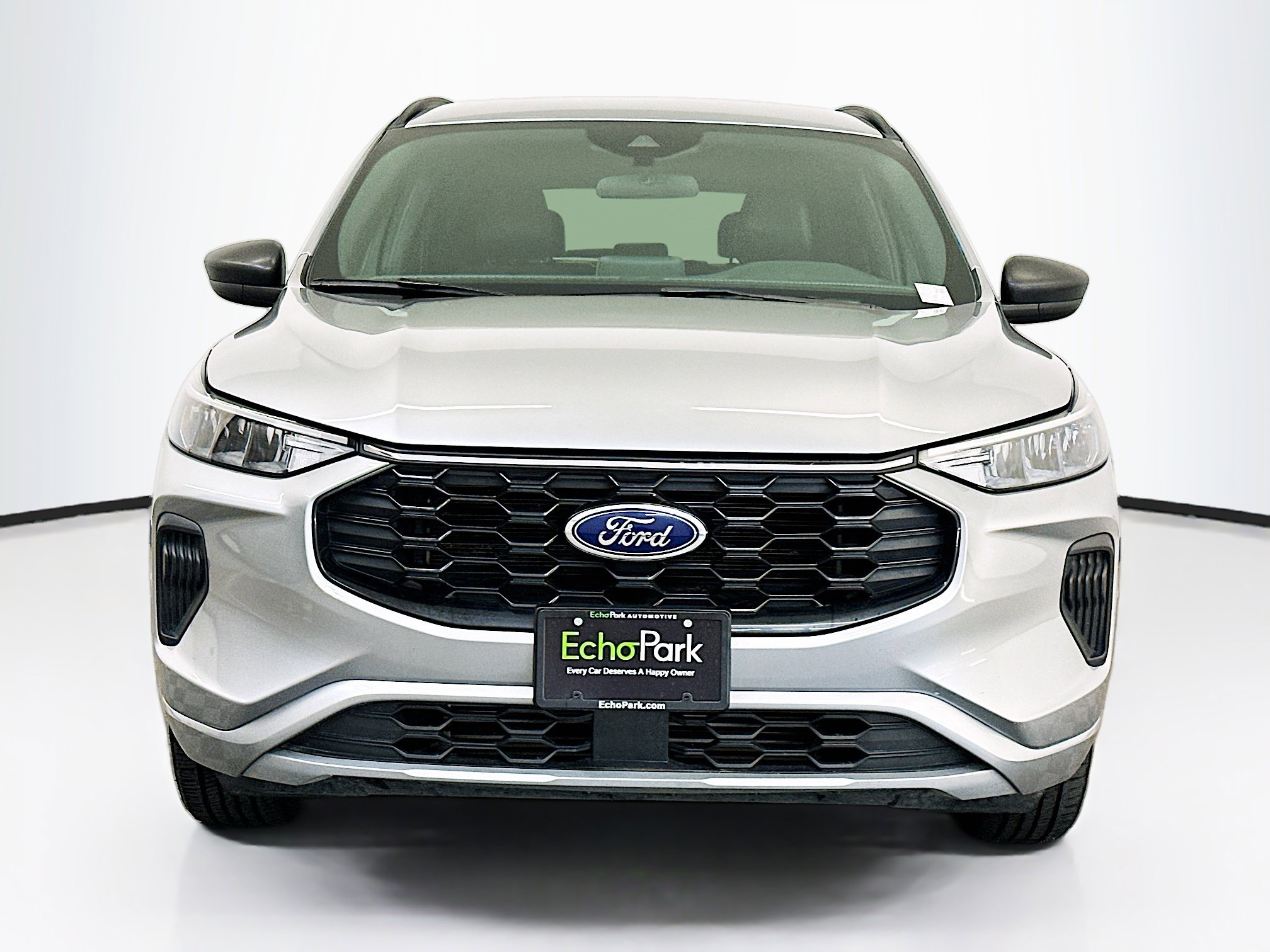 Used 2024 Ford Escape ST-Line image 2