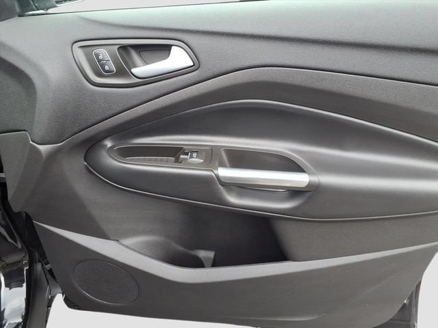 Used 2019 Ford Escape SE AWD/4WD image 17