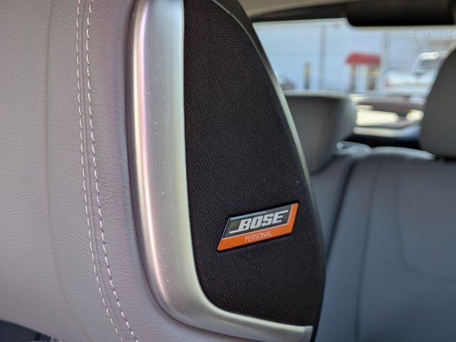 Certified 2023 Nissan Kicks SR w/ SR Premium Package FWD image 14