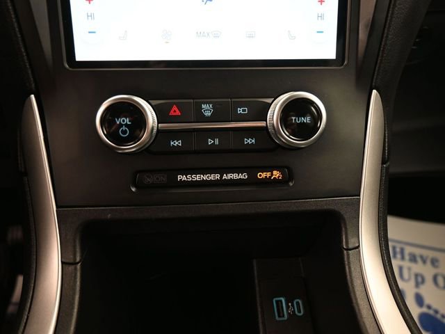 Used 2024 Ford Edge SEL image 18