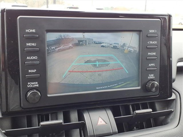 Used 2019 Toyota RAV4 LE image 27