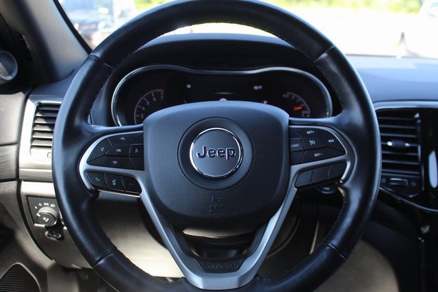 Used 2021 Jeep Grand Cherokee Laredo X image 13