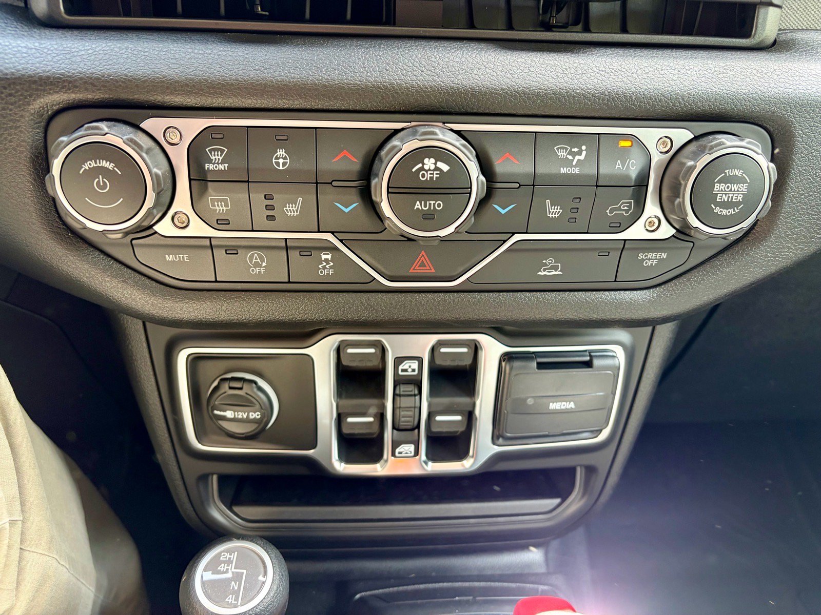 New 2026 Jeep Wrangler Unlimited Sport AWD/4WD image 26