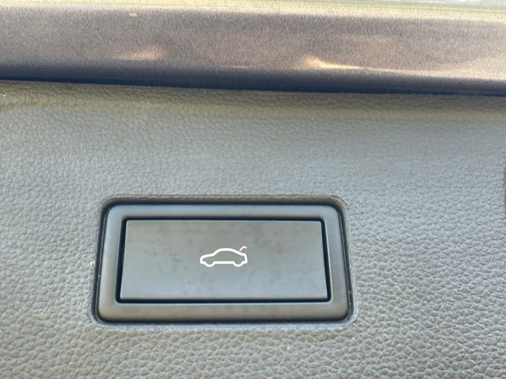 Used 2023 Volkswagen Atlas SE image 18