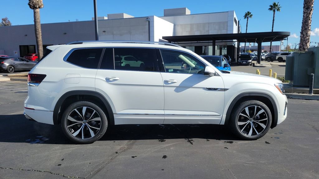 New 2026 Volkswagen Atlas SEL Premium R-Line image 2