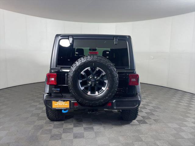 Certified 2025 Jeep Wrangler Unlimited Rubicon 4xe w/ Safety Group AWD/4WD image 4