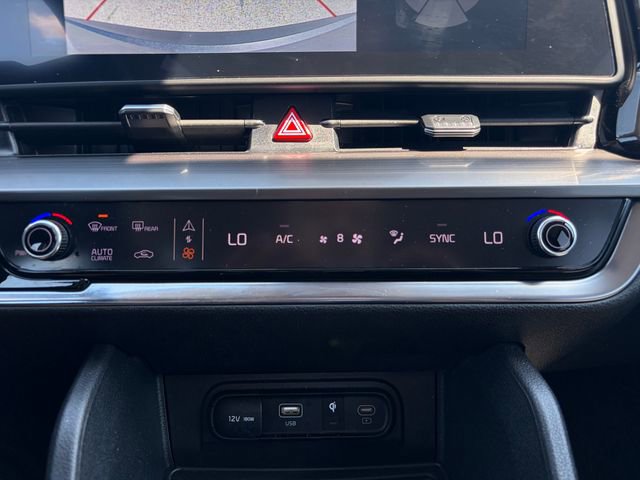 Certified 2023 Kia Sportage EX FWD image 20