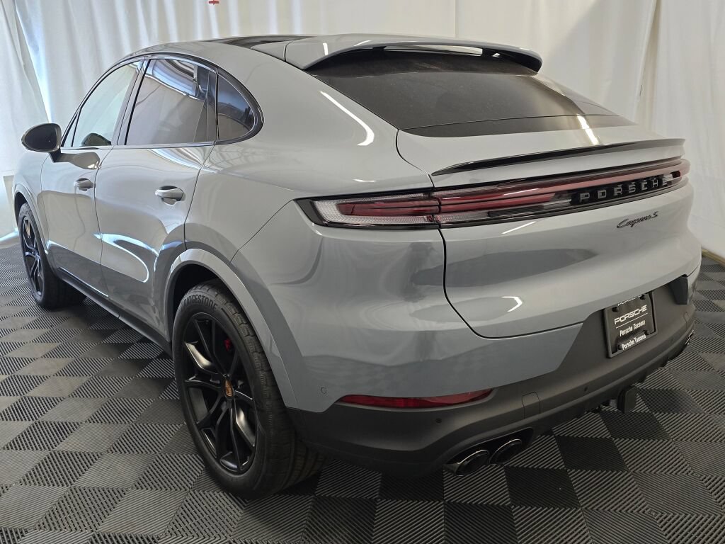 New 2026 Porsche Cayenne S AWD/4WD image 3
