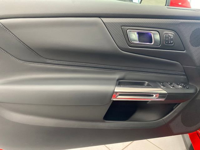 Used 2025 Ford Mustang GT Premium RWD image 14