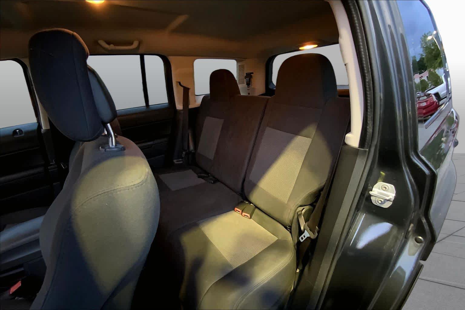 Used 2011 Jeep Patriot Latitude AWD/4WD image 19