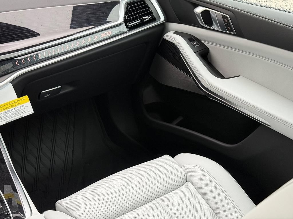 New 2026 BMW X5 xDrive40i w/ Executive Package AWD/4WD image 10