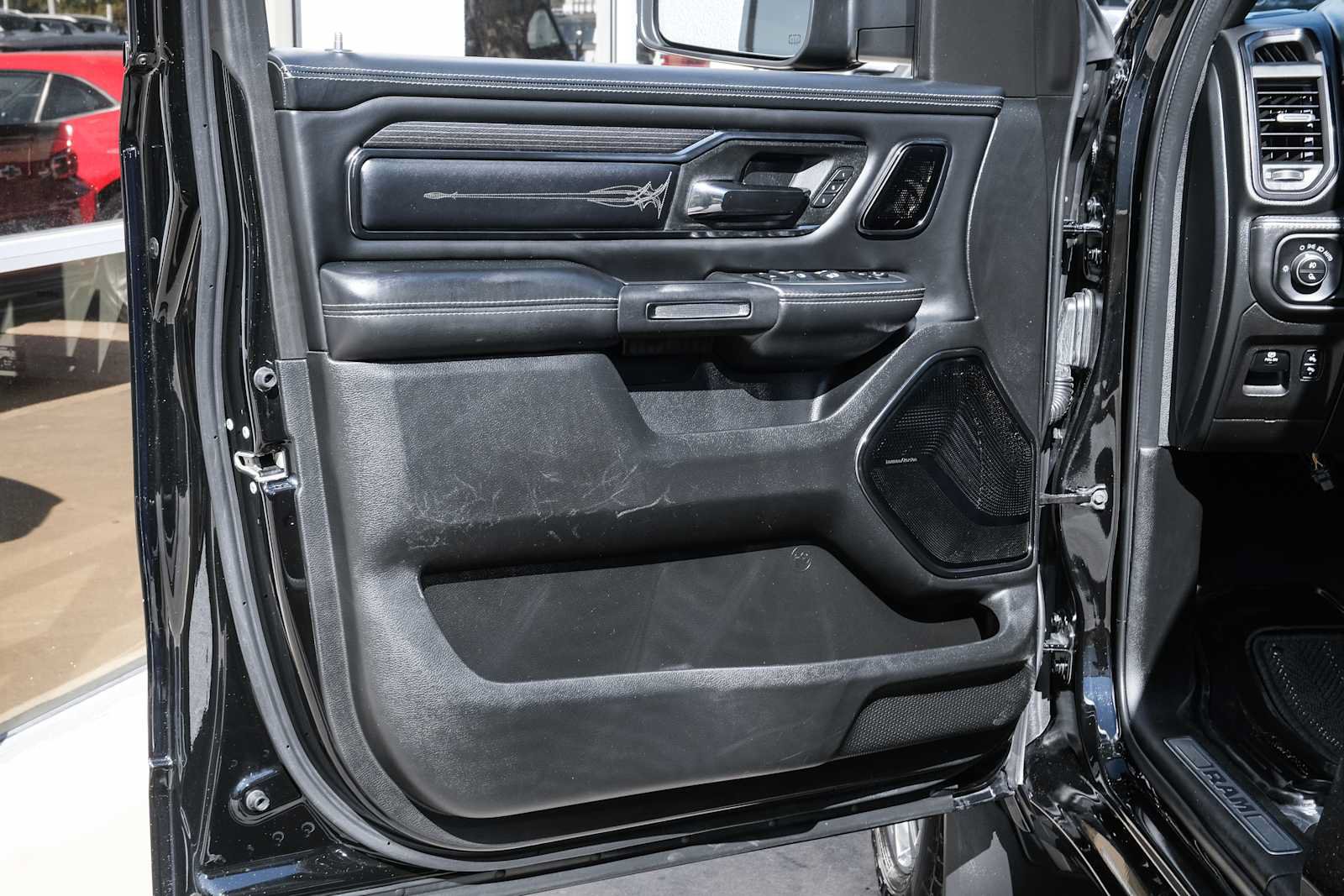 Used 2022 RAM 1500 Limited AWD/4WD image 37