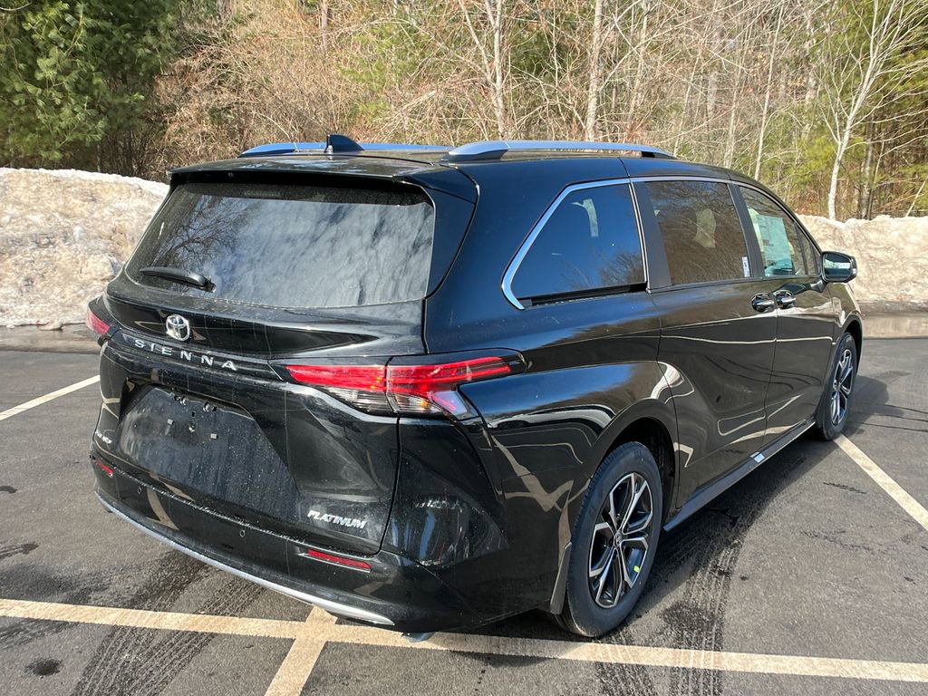 New 2026 Toyota Sienna Platinum image 5