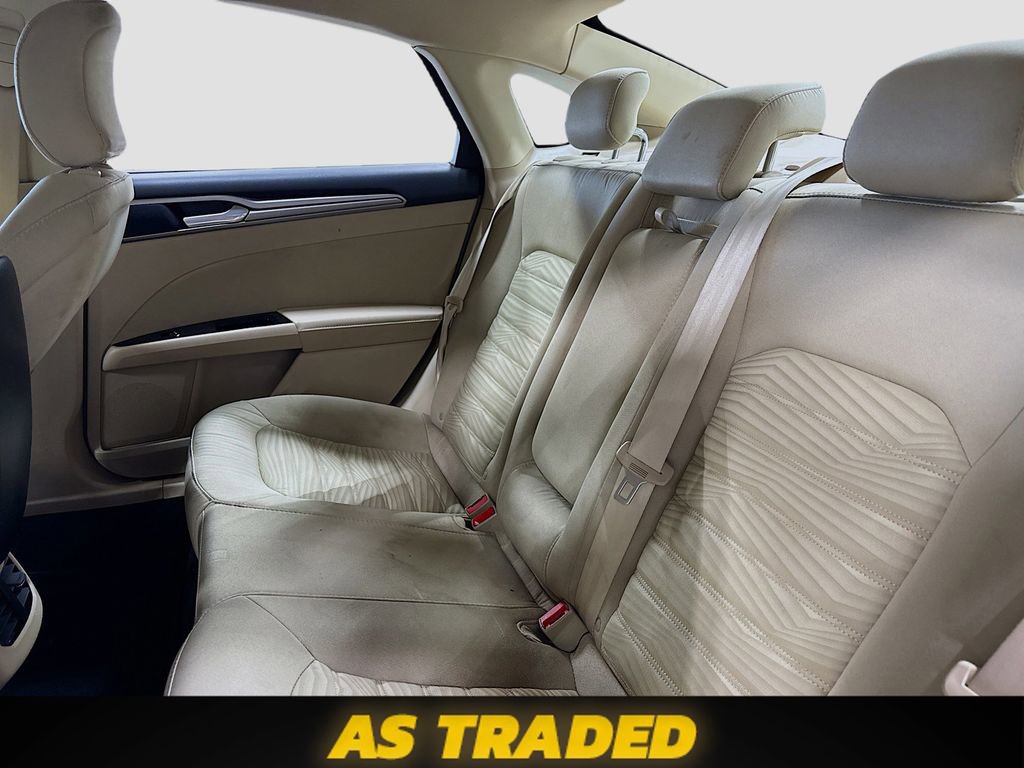 Used 2016 Ford Fusion SE FWD image 23