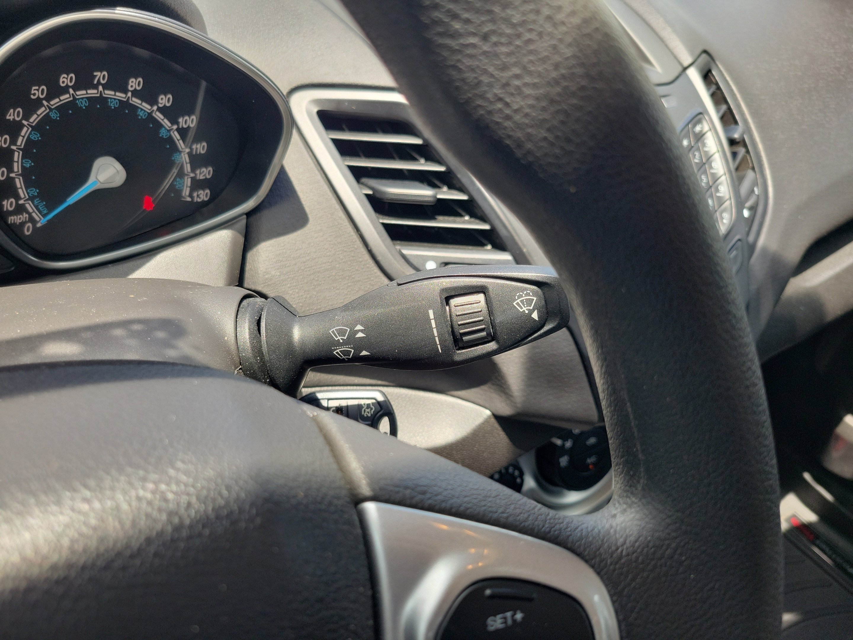 Used 2019 Ford Fiesta SE FWD image 23