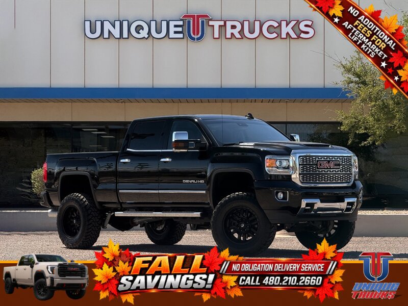 Used 2019 GMC Sierra 2500 Denali w/ Duramax Plus Package AWD/4WD image 1