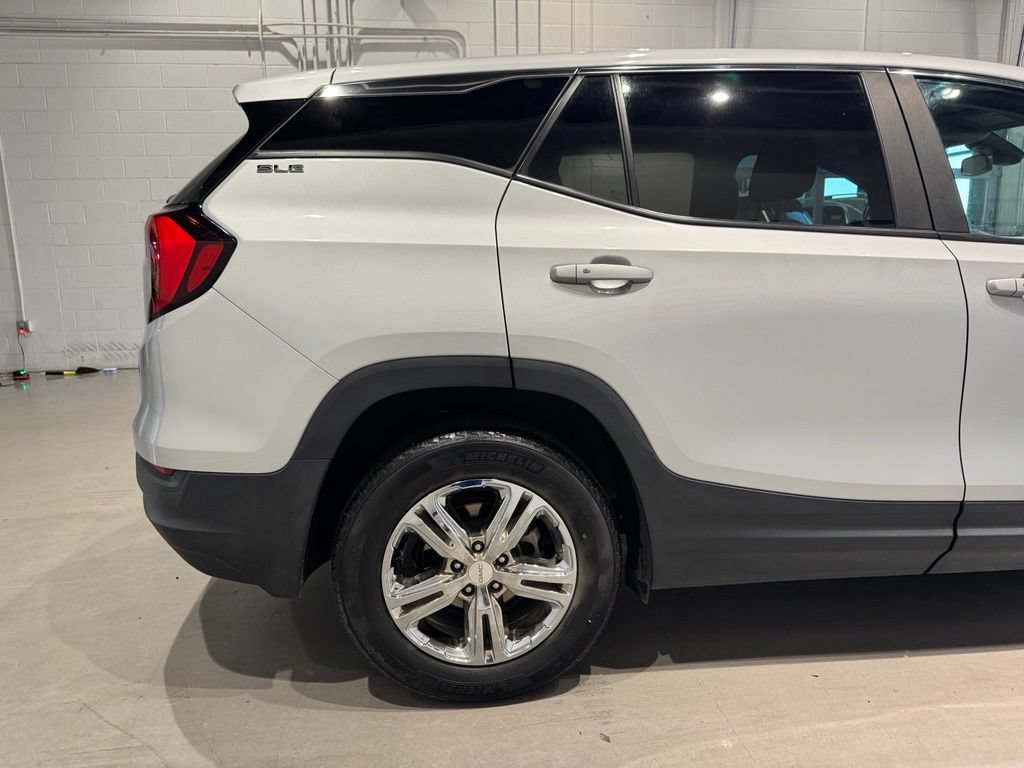 Used 2021 GMC Terrain SLE FWD image 8