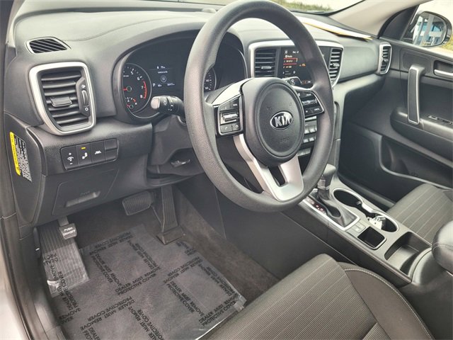 Used 2022 Kia Sportage LX w/ LX FWD Value Edition Package image 12
