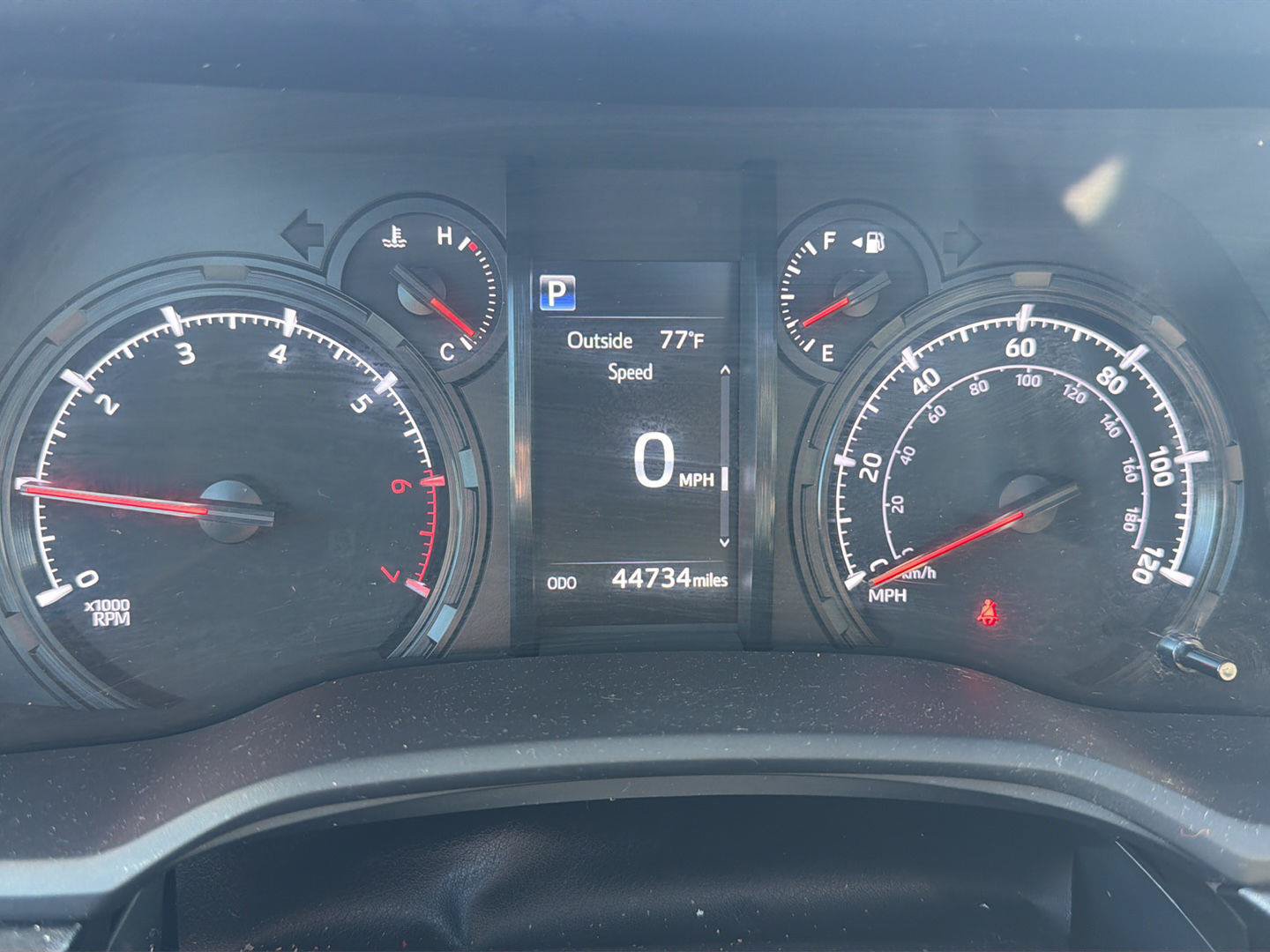 Used 2021 Toyota 4Runner SR5 Premium w/ Moonroof Package AWD/4WD image 11