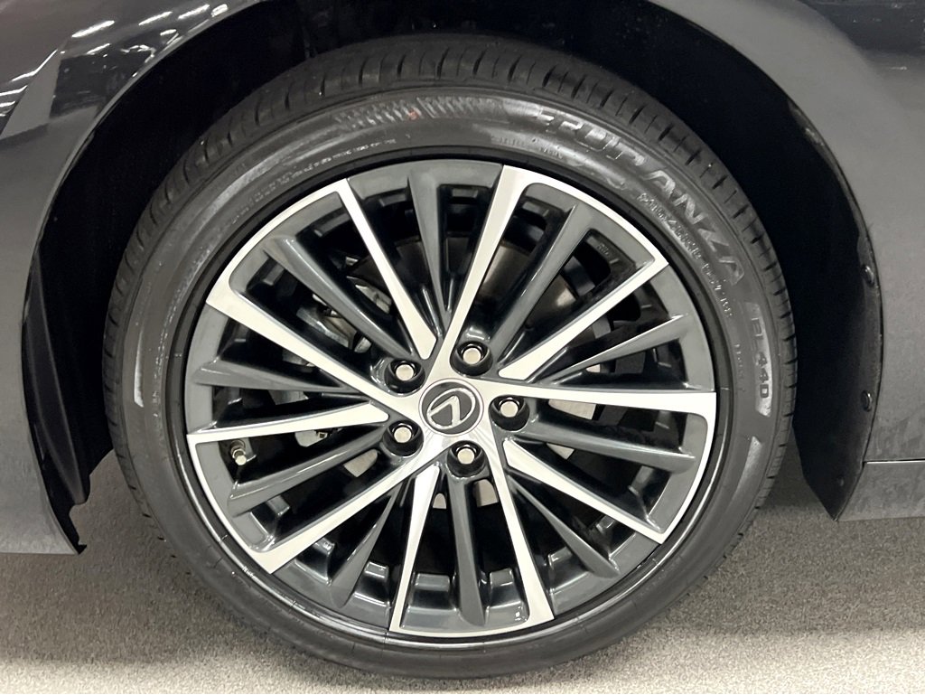 New 2025 Lexus ES 350 w/ Premium Package image 37