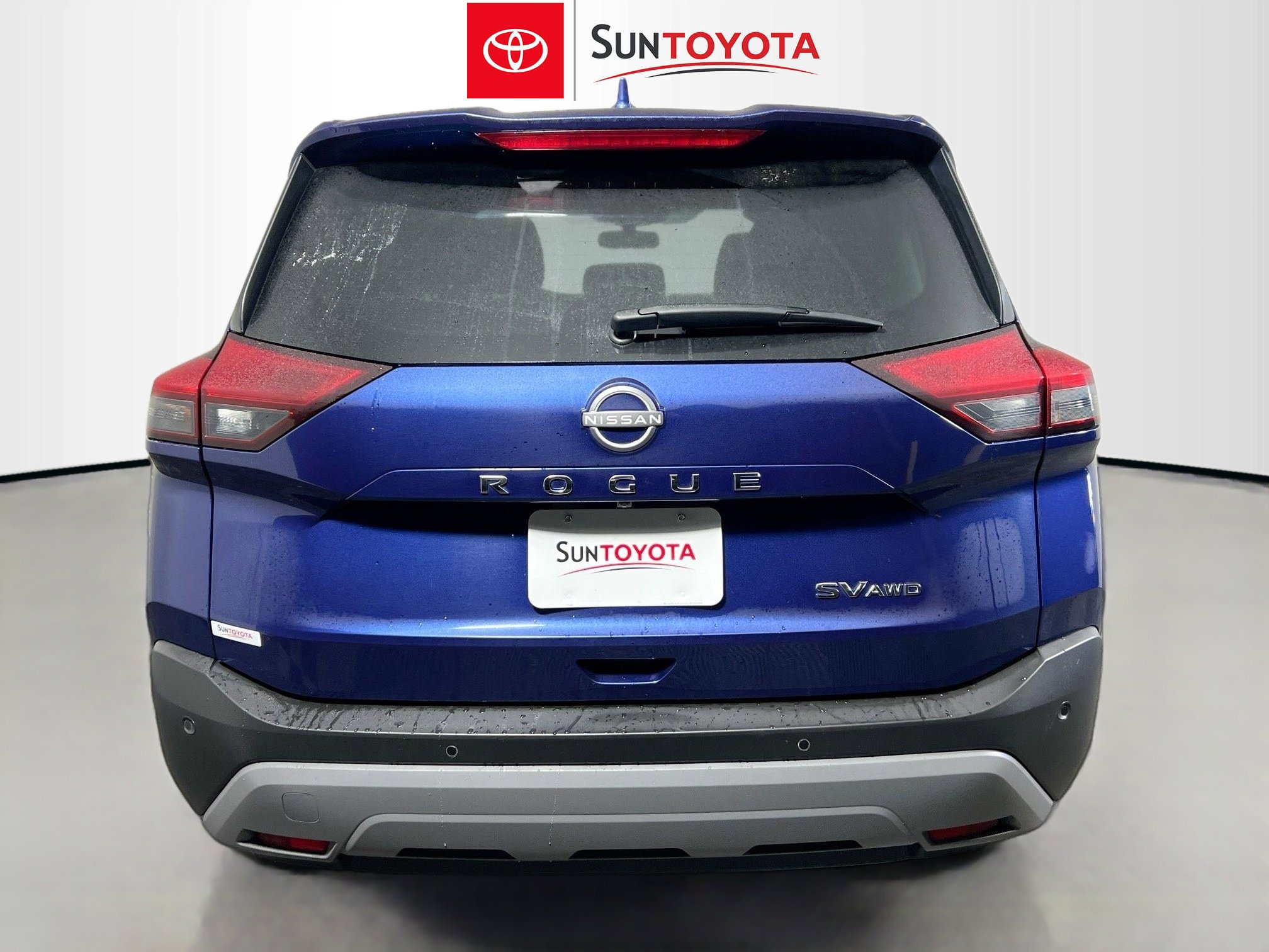 Used 2023 Nissan Rogue SV image 5