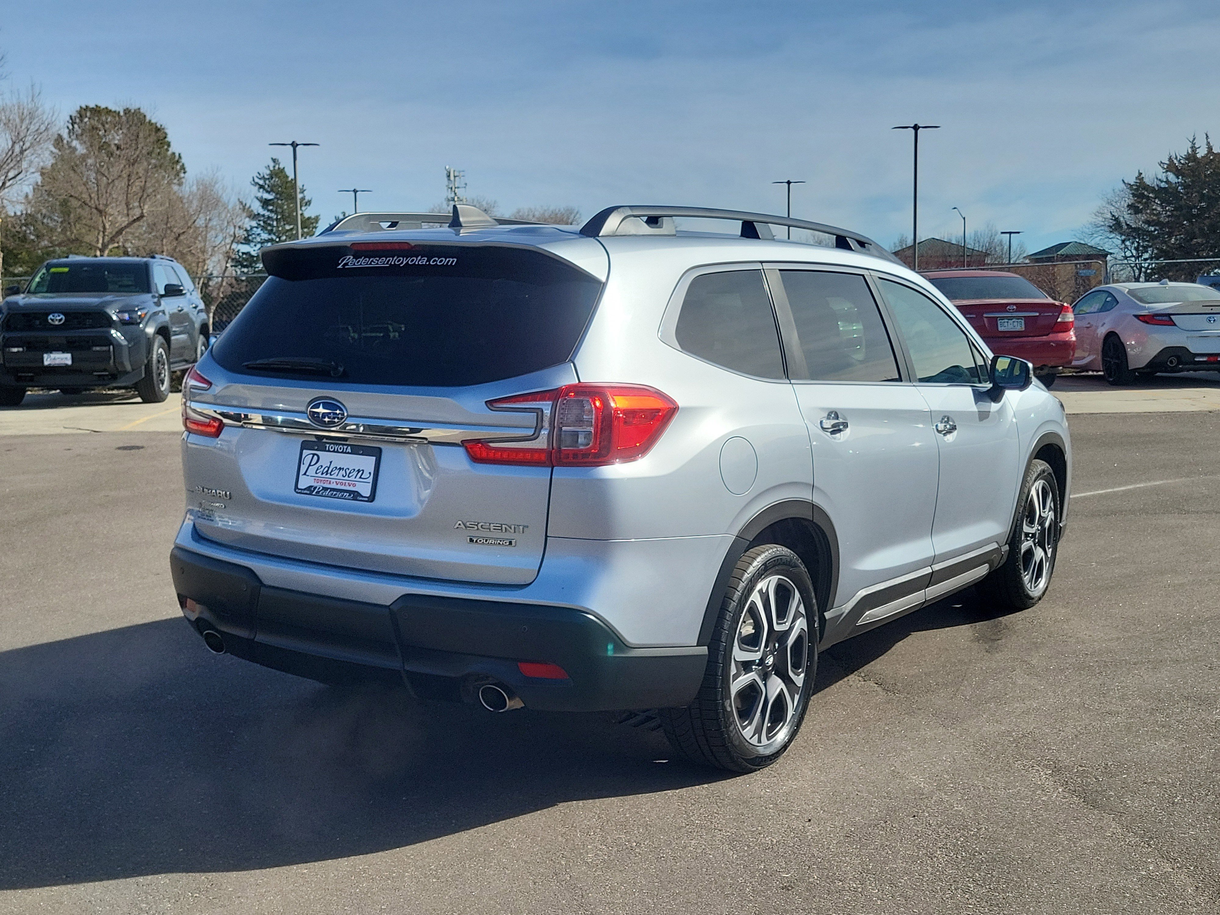 Used 2023 Subaru Ascent Touring image 2