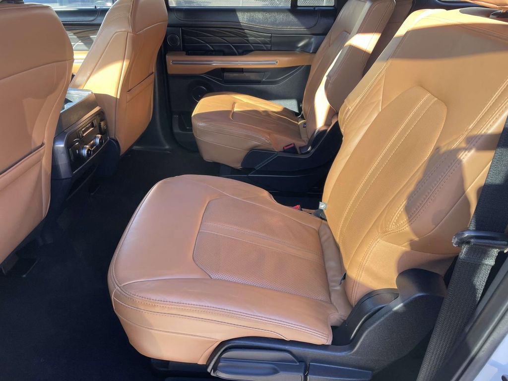 Used 2022 Ford Expedition Max Platinum image 21