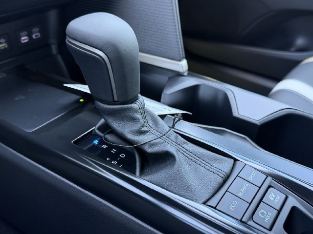 New 2026 Toyota Camry SE w/ Convenience Package FWD image 17