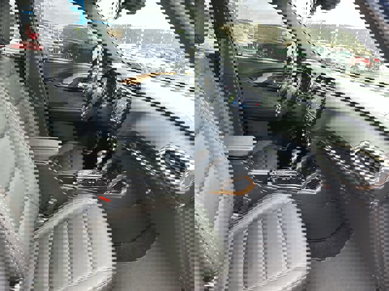 Used 2023 Chevrolet TrailBlazer ACTIV w/ Sun and Liftgate Package image 13