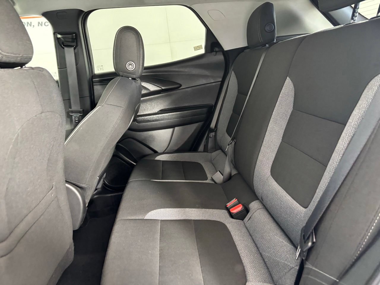 Used 2025 Chevrolet TrailBlazer LT AWD/4WD image 15