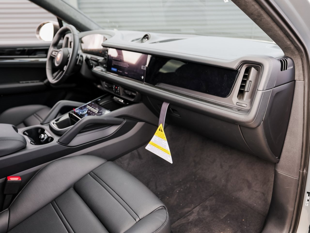 New 2026 Porsche Cayenne GTS image 27