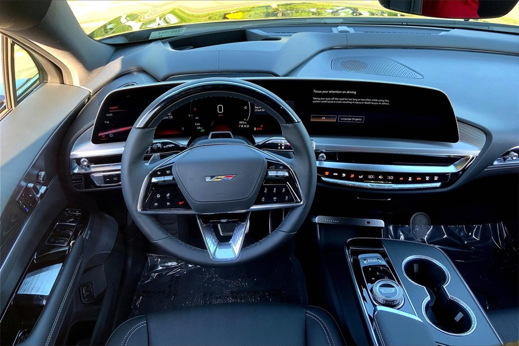 New 2026 Cadillac Lyriq V image 23