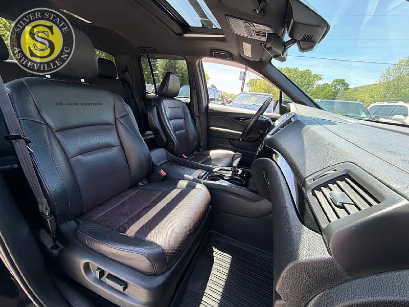 Used 2018 Honda Ridgeline Black Edition image 16