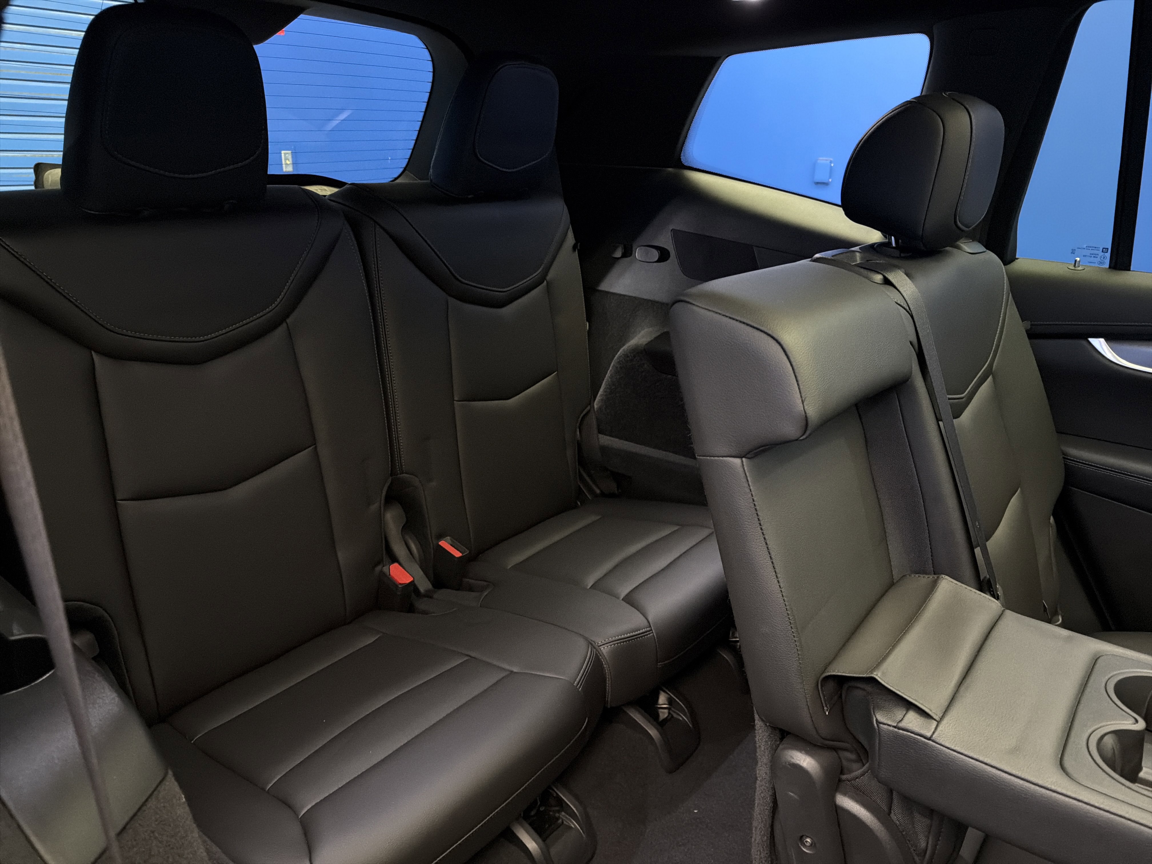 Used 2023 Cadillac XT6 Luxury image 27