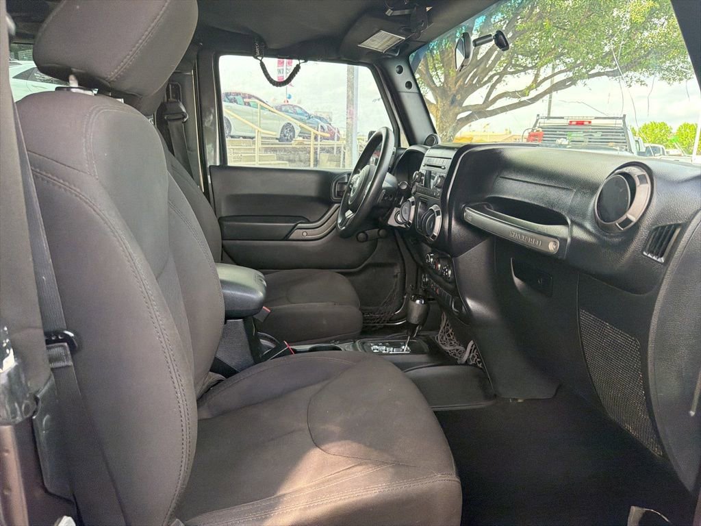 Used 2014 Jeep Wrangler Sport image 21