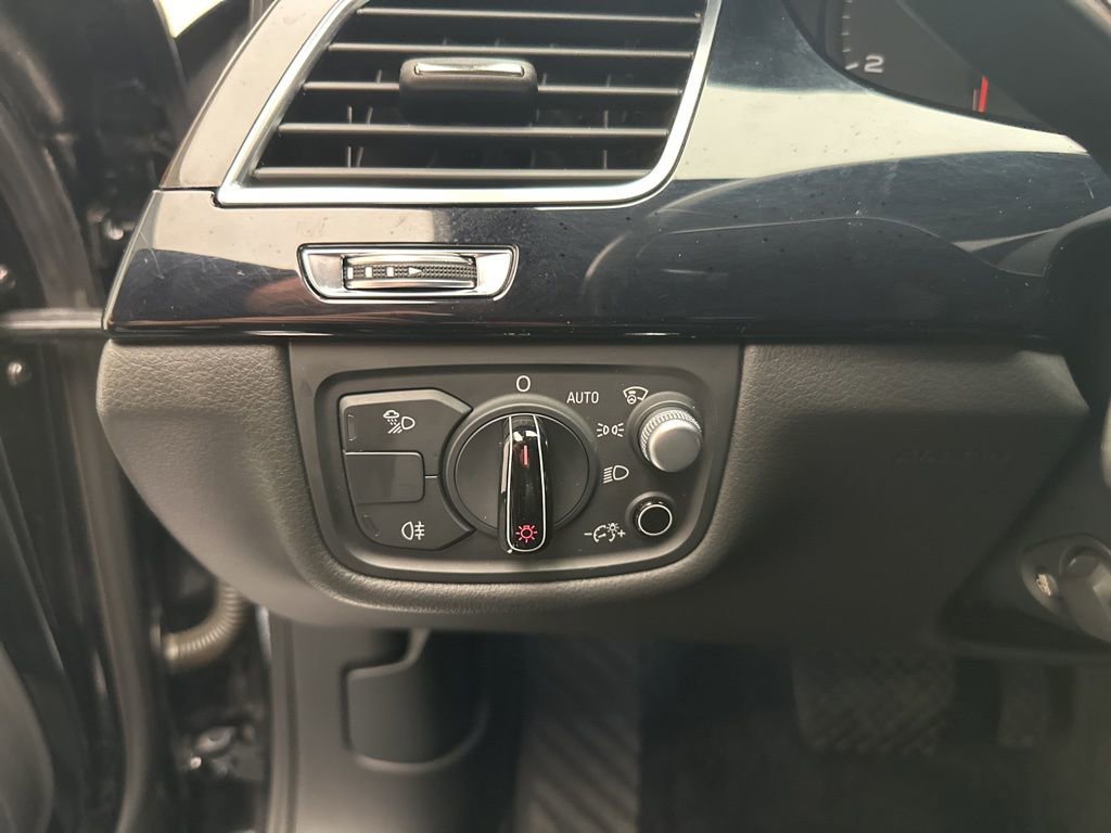 Used 2016 Audi A8 L 4.0T w/ Cold Weather Package image 24