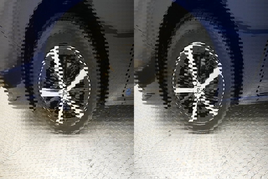 Used 2023 Subaru Impreza Premium image 27