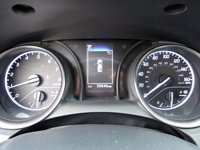 Used 2023 Toyota Camry SE image 29