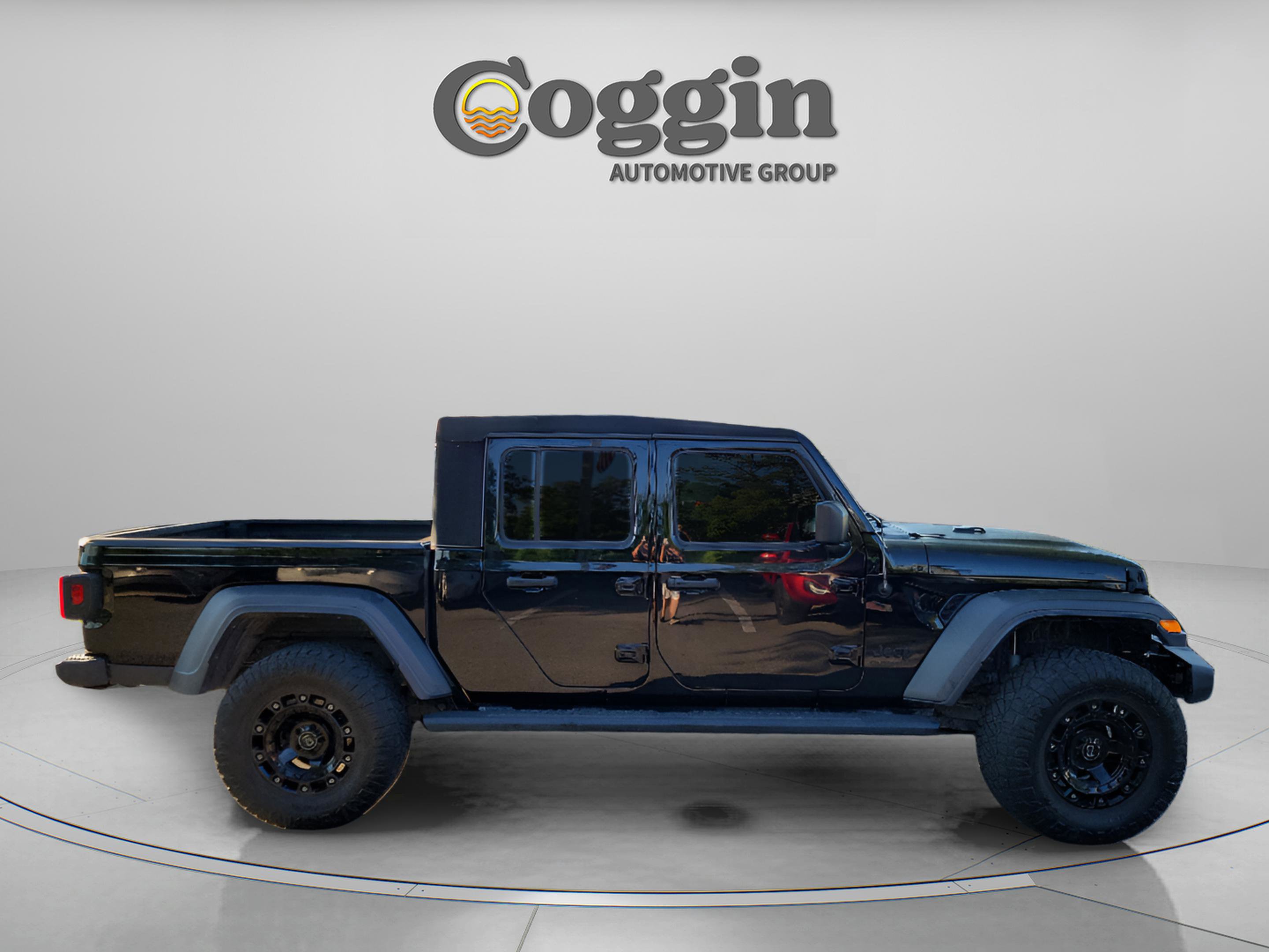 Used 2020 Jeep Gladiator Sport w/ Quick Order Package 24S AWD/4WD image 4