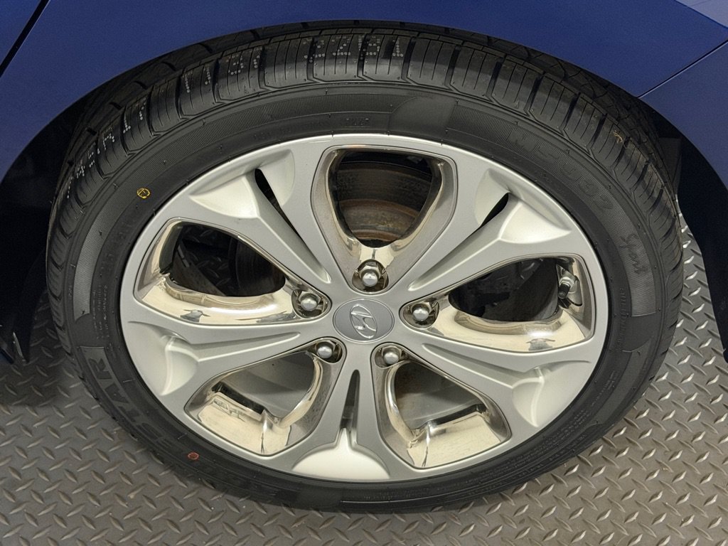 Used 2013 Hyundai Elantra GT w/ Tech Pkg FWD image 20