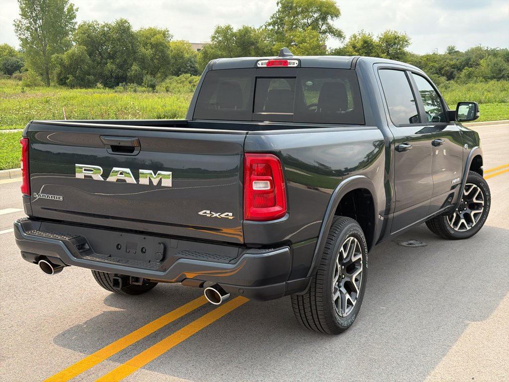 New 2026 RAM 1500 Laramie w/ Sport Appearance Package AWD/4WD image 4